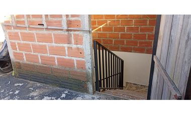 VENTA APARTAMENTO 99 mts2 EL CARMEN DE VIBORAL SECTOR CENTRO