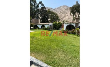 Casa De Campo En Venta En Cieneguilla 2Da Etapa 2947M2