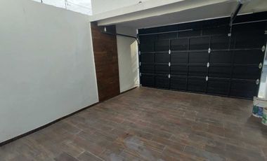 CASA REMODELADA EN VENTA FRACCIONAMIENTO REFORMA