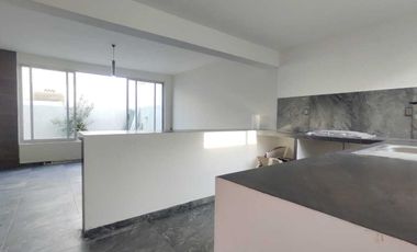 CASA REMODELADA EN VENTA FRACCIONAMIENTO REFORMA