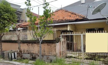 Dijual Rumah Hitung Tanah Mulyosari Utara Surabaya