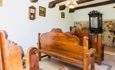 Casa en venta,  Estilo Colonial, Chicxulub Pueblo, cerca de la playa.