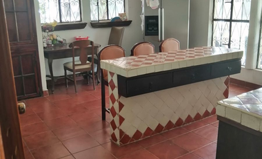 Casa en venta,  Estilo Colonial, Chicxulub Pueblo, cerca de la playa.