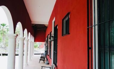 Casa en venta,  Estilo Colonial, Chicxulub Pueblo, cerca de la playa.
