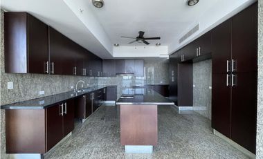 Alquiler de hermoso apartamento en el PH The Point, Paitilla