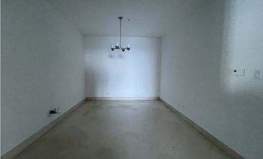 Alquiler de hermoso apartamento en el PH The Point, Paitilla