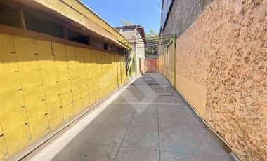 Terreno Construccion  en Venta en Av Ricardo Cumming / Rosas