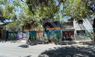 Terreno Construccion  en Venta en Av Ricardo Cumming / Rosas