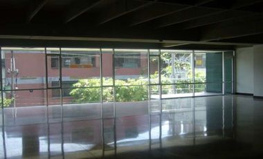 edificio en venta en el poblado, barrio colombia. Cod V11225