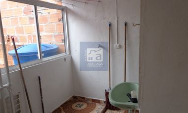 COD. 6294 - SE ARRIENDA APARTAMENTO - BARRIO: BUENOS AIRES