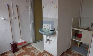 COD. 6294 - SE ARRIENDA APARTAMENTO - BARRIO: BUENOS AIRES