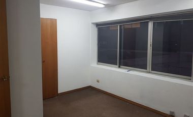 Oficina en Arriendo en A metros de Plaza Sotomayor