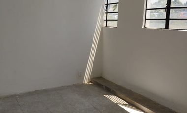 BODEGA INDUSTRIAL EN RENTA VERONICA ANZURES