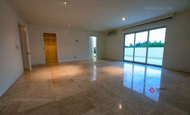 Casa de Lujo con Alberca y Cine Colinas de San Javier