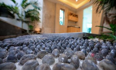 Casa de Lujo con Alberca y Cine Colinas de San Javier