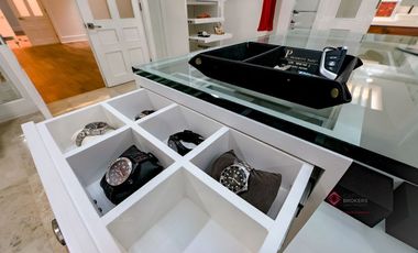 Casa de Lujo con Alberca y Cine Colinas de San Javier