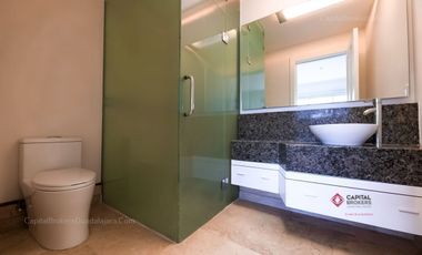 Casa de Lujo con Alberca y Cine Colinas de San Javier