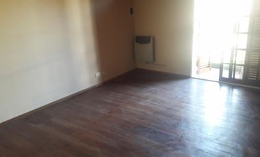 Departamento Duplex En Venta Muñiz 800 Ituzaingo