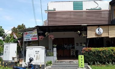 Dijual Rumah Komersil Kencana Loka Sektor 12 BSD City Tangerang Selatan Bagus Sangat Strategis