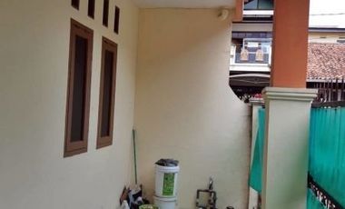 Rumah Terawat di Arcamanik Dekat Antapani & Cisaranten