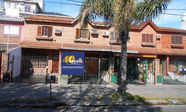 Excelente Duplex 4 Amb. C/Cochera  - Villa Luzuriaga