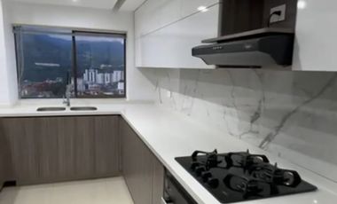 apartamento en venta en avenida 30 de agosto. Cod V4897