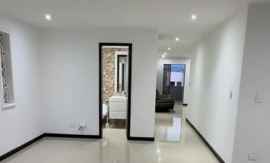 apartamento en venta en avenida 30 de agosto. Cod V4897
