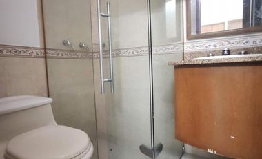 casa en arriendo en caobos. Cod A20654