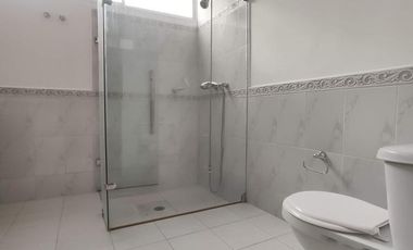 casa en arriendo en caobos. Cod A20654