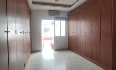 casa en arriendo en caobos. Cod A20654