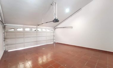 casa en arriendo en caobos. Cod A20654