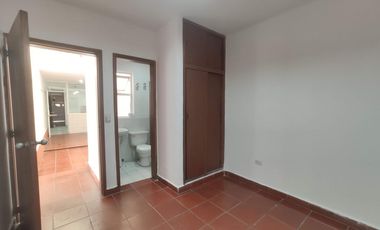 casa en arriendo en caobos. Cod A20654