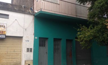 Casa 3 amb+2 locales+dpto 2 ambientes