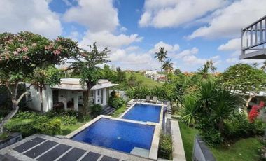 For sale villa with rice field view, Canggu bone wood location