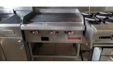 Se Vende Negocio de restaurante con Mobiliario