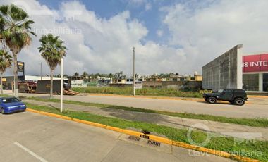 Terreno en Venta de 1,563 m2 en Av. Abraham Zabludovsky, Col. Pensiones, Coatzacoalcos, Veracruz.