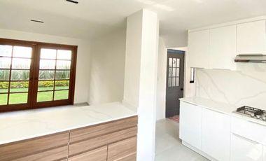 VENTA CASA EN CONDOMINIO EN PEDREGAL DE SAN FRANCISCO