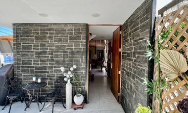 CASA COMERCIAL EN VENTA,CONSULTA DENTAL REGULARIZADA, LAS CONDES