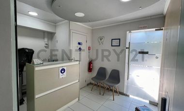 CASA COMERCIAL EN VENTA,CONSULTA DENTAL REGULARIZADA, LAS CONDES
