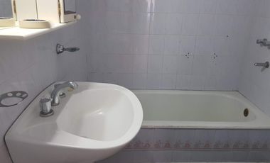Casa PH en venta en Don Bosco Este