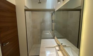 Casa nueva en venta con vigilancia, 5 recámaras en la zona dorada de Cuernavaca