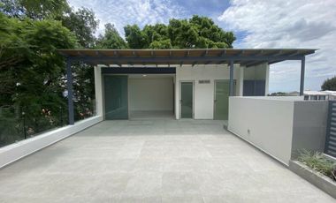 Casa nueva en venta con vigilancia, 5 recámaras en la zona dorada de Cuernavaca