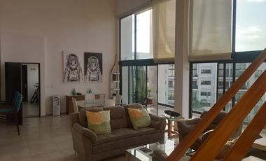 Penthouse en Paraíso Country Club