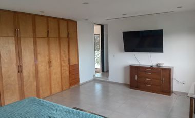 Penthouse en Paraíso Country Club