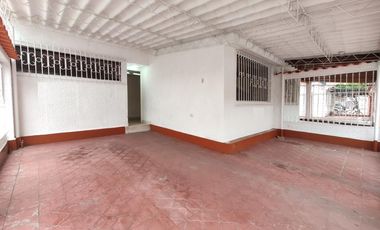 casa en venta en los acacios. Cod V10583