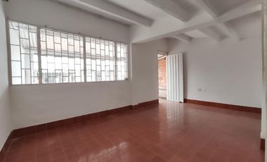 casa en venta en los acacios. Cod V10583