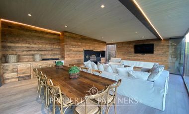ARRIENDO DE VERANO Casa con excelente vista al lago Ranco
