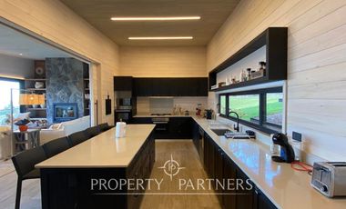 ARRIENDO DE VERANO Casa con excelente vista al lago Ranco