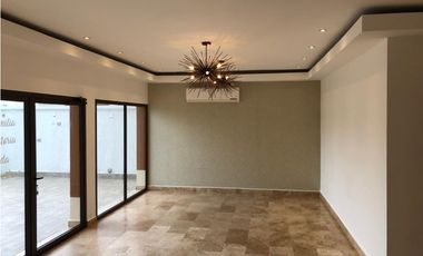 Se Venden Casas en Costa Sur $ 650 k AB