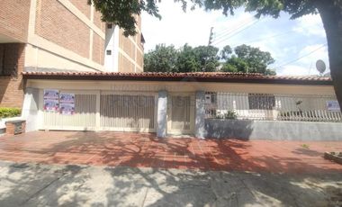 casa en venta en la riviera. Cod V102009